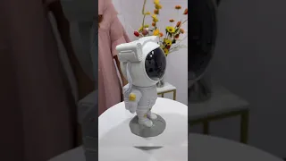 Starry Sky Astronaut Light Show Robot