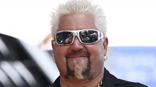 How Fans Can Tell When Guy Fieri Doesn't Like What He's Eating