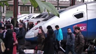 Les Grandes Gares Françaises à l'heure de pointe - RAILWAY RUSH HOUR (Major French Stations)