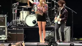 Grace Potter & The Nocturnals- Nothing But the Water and Medicine (Live at Farm Aid 2012)