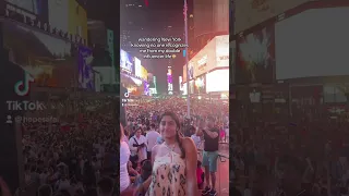 I am the star tiktok *TIMES SQUARE*