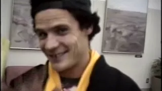 Nardwuar vs. Flea (1991)