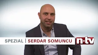 Serdar Somuncu lädt zu „So! Muncu“ am 02.10.2015 bei n-tv und online bei n-tv now