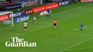 Referee accidentally blocks goal-bound shot in Mexican football match