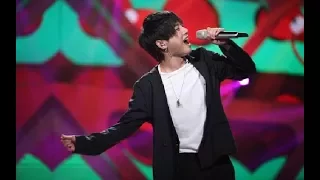 帅气又可爱的演唱! 华晨宇- 老鼠爱大米 (一小时版本)