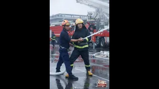 221109 Wang Yibo new song "炙热的梦"(Hot dream)-a tribute to firefighters !!
