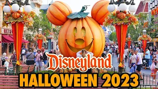 Disneyland Halloween 2023 - Walkthrough, Snacks, Merch & Haunted Mansion Holiday [4K POV]