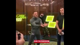 Fan throws bottle at Conor McGregor after Moscow press conference