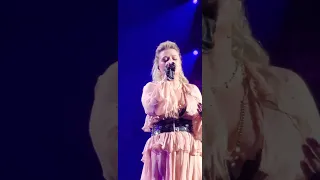 Kelly Clarkson Piece By Piece in Vegas 8/5/23