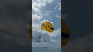 Абхазия.Гагра.Парашют над морем.Parachute over the sea.2023