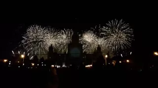 Круг света 2016 в Москве. Фейерверк в МГУ - Видео