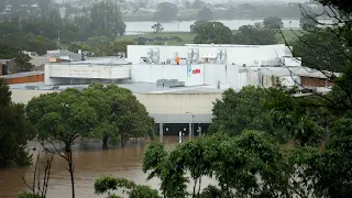 Thousands displaced as wild weather continue to lash NSW Mid North Coast