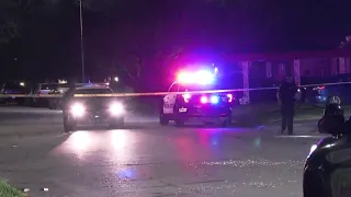2 men shot by suspects following them home in northeast Houston, police say