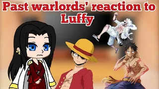 The reaction of past warlords to Luffy 🇷🇺🇬🇧