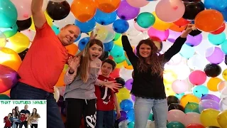 Giant Balloon Fort in our House / That YouTub3 Family