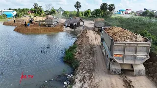 Excellence Technique Skills Operator Strong Power Bulldozer CAT D3K To Pushing Dirt Land Filling Up