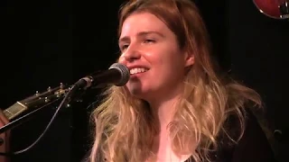 Meredith Axelrod - When I Was A Cowboy - Live at McCabes