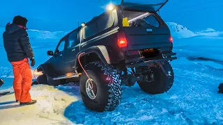 Stuck in Iceland highlands! Off-road 4x4 Adventure! Aurora and Hot springs