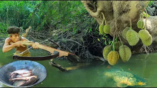 survival in the rainforest - Find fishs - Lucky to meet a lot durian