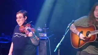 Billy Strings & Michael Cleveland "Meet Me At The Creek"