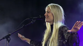 Mostly Autumn perform "Into The Stars" (HD multi-cam) in June 2022