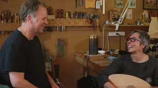 Inside the Craft | Travis Carey shows how to hold a lute