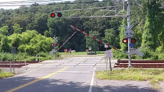 Old Safetran Cantilever at Metro North Level Crossing