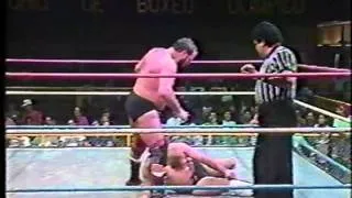 WWC: Leo Burke vs. Herbert González (1990)