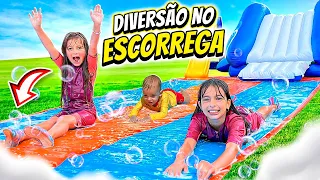 SUPER Parque Aquático em CASA - Inventamos uma Brincadeira