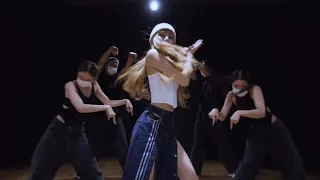 LISA - 'MONEY' dance practice mirrored 50% slowed