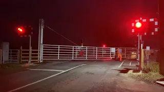 *Rare Gated Crossing with Lights* Marston Moor Level Crossing (North Yorkshire) (09.05.2021)
