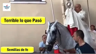 Mira lo que Ocurrió a Sacerdote mientras montaba su Caballo con el Santísimo, Un Gran Susto