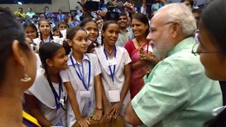 Narendra Modi enthralls all ahead of Teacher's day in New Delhi