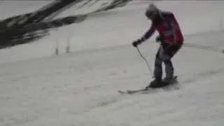 Instruktor narciarski Tadeusz Skowroński technika skrętu