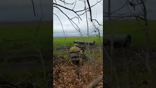 Ukrainian 🇺🇦 Army fire on Russian enemy tank with the 9M133 "Kornet"