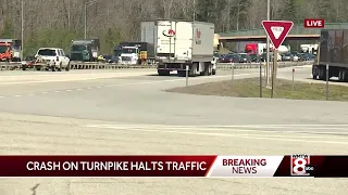 Crash backs up traffic on the Maine Turnpike