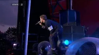 Coldplay - In my place  (Roskilde Festival 2009) (High Quality video) (HD)