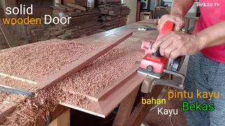 Making solid wood doors from used wood