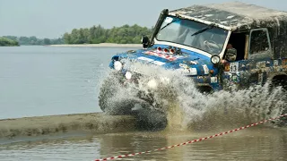 #2301. UAZ under Water [RUSSIAN SUPER AUTO]