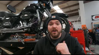 How to remove a street glide/road glide/road king front wheel!