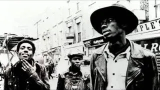 The Heptones - Pretty Looks & Pretty Looks Version (with Sound Dimension)