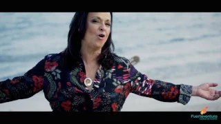 Olga Cerpa y Mestisay - La Rosa de los Vientos (Official Music Video)