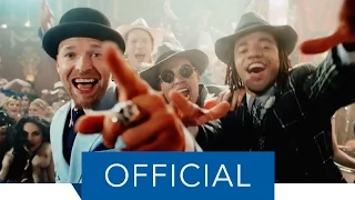 Culcha Candela - La Bomba feat Roldan (official video)