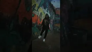 Baile techno zampoñex