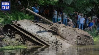 В Воронежской области со дна реки Дон подняли чудом уцелевший уникальный танк Т-34
