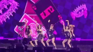 (G)I-DLE ((여자)아이들) - QUEENCARD FANCAM | JINGLE BALL LA 12/01/2023