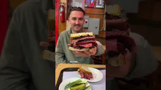 Anthony Bourdain’s NYC favorites : Katz’s