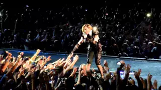 Madonna live in Torino 22 11 2015   like a Prayer