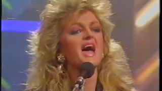 Bonnie Tyler – Holding Out For A Hero (Studio, TOTP)