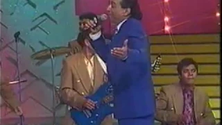 MUJEREANDO - SHOW DE LAS ESTRELLAS - 1993 (DIOMEDES DIAZ - JUANCHO RIOS)